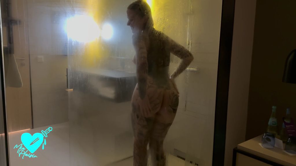 sexy foto nr. 2 von Dildofick in der Hoteldusche 🚿