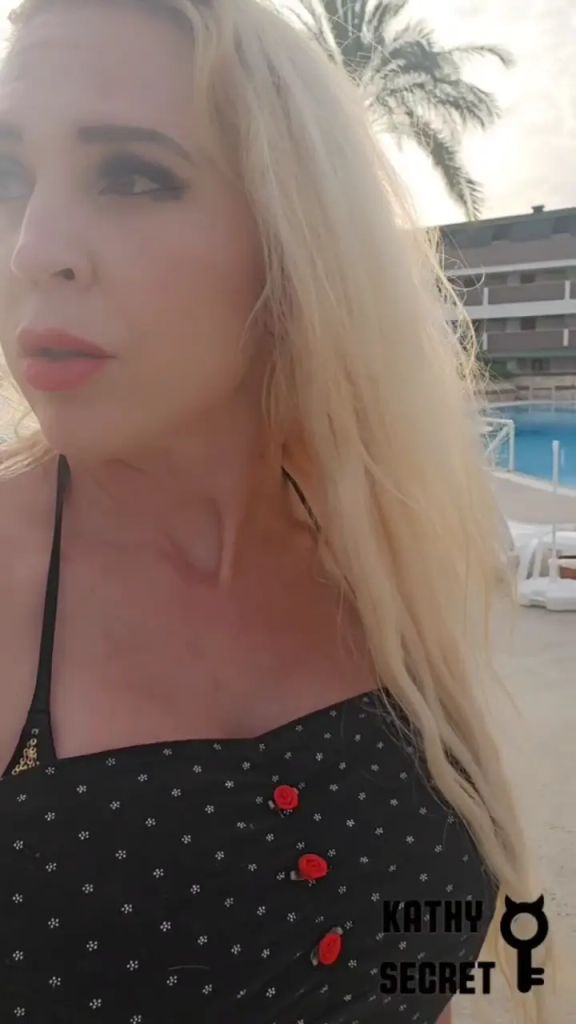 sexy foto nr. 3 von PUBLIC SQUIRTING 🚫FLUCHT VOR SPANNERN ENDET MIT ERLÖSENDEM