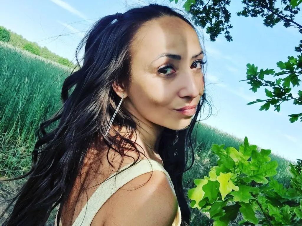 sexy foto nr. 2 von LeeTizia