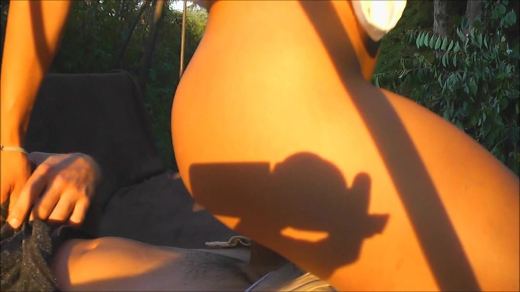 sexy foto nr. 6 von Privat! Public! SpermFacial!