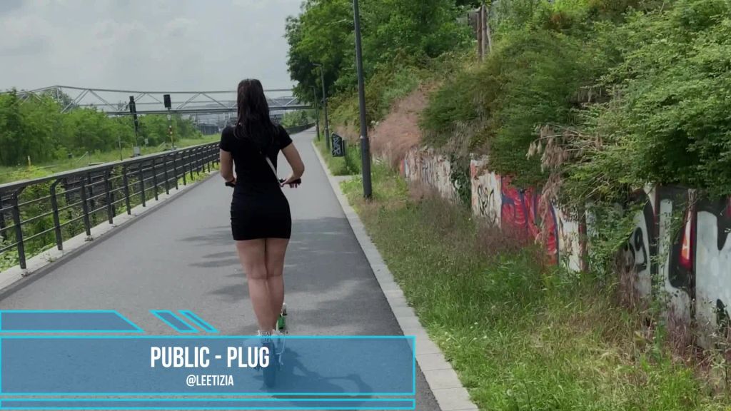 sexy foto nr. 1 von PUBLIC PLUG