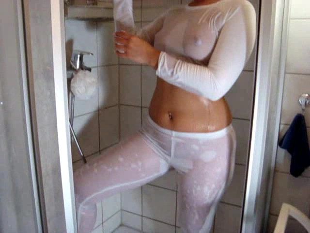 sexy foto nr. 4 von Schaumiger Spass Teil2