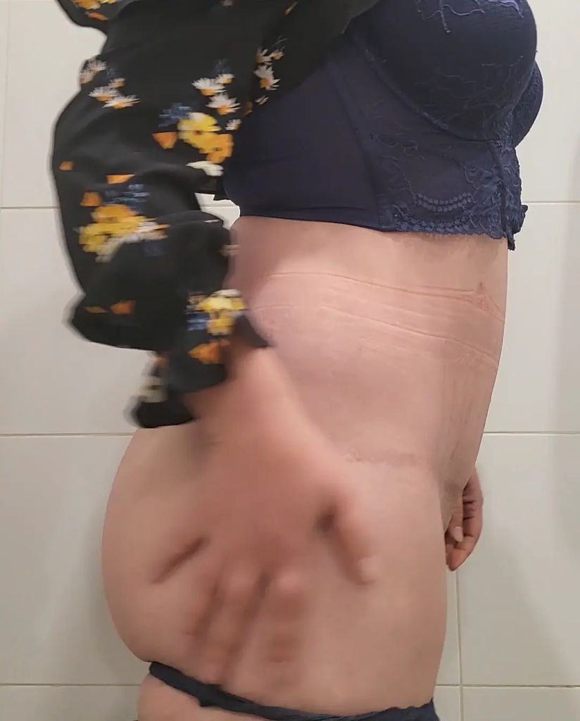 Vorschaubild 5 zum Video „Sexy Körperpräsentation fürs erste Kennenlernen“