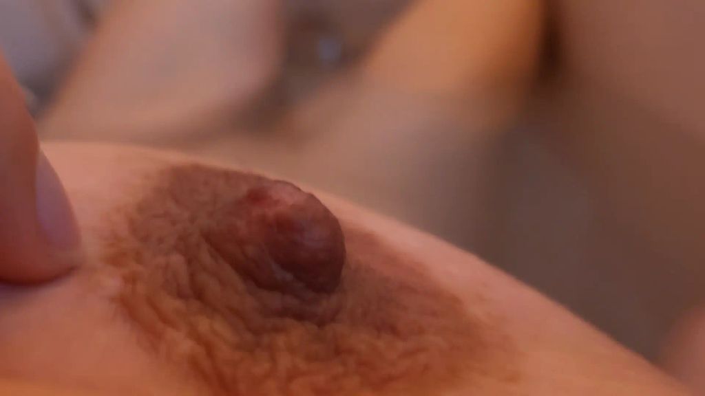 Vorschaubild 9 zum Video „Zweckentfremdet❗️Mega Orgasmus durch Badartikel, behaart😜“