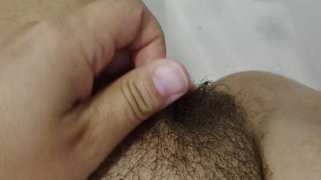 Vorschaubild 6 zum Video „Ein Busch geht baden“