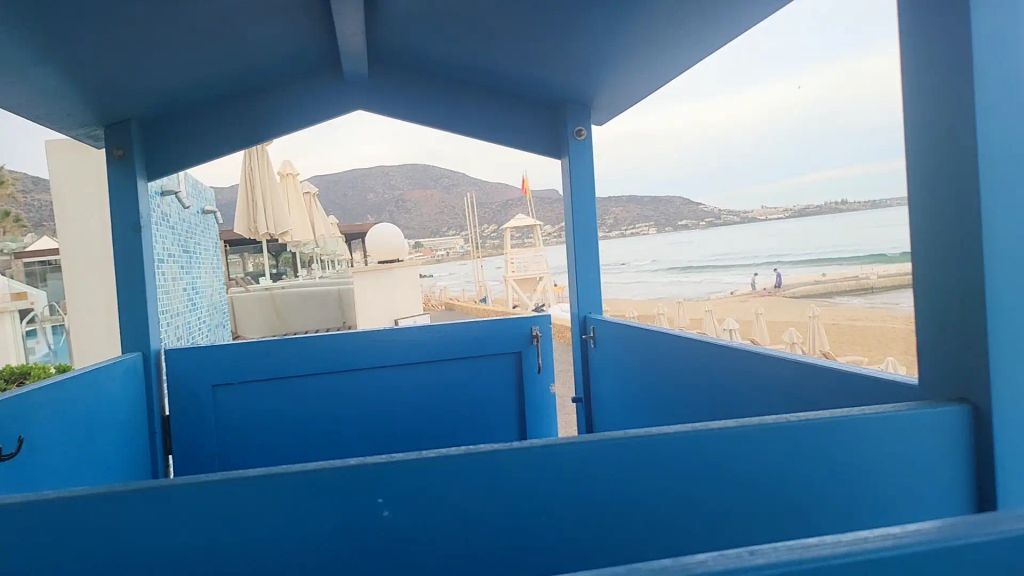 Vorschaubild 8 zum Video „Gieriges Strandfötzchen bohnern“