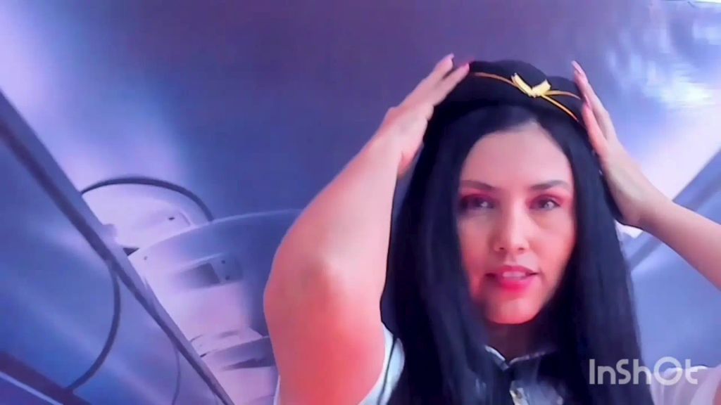 Vorschaubild 4 zum Video „Heiße Flugbegleiterin“