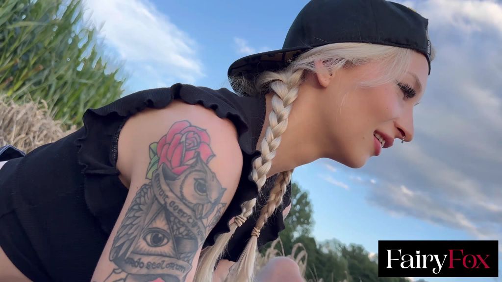 Vorschaubild 1 zum Video „VERSAUTER USER WIRD ANAL ABGERITTEN UND AUSGESAUGT!“