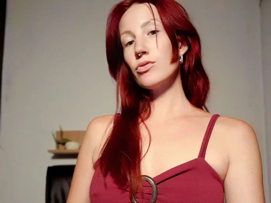 Profilfoto 5 von Miss Red