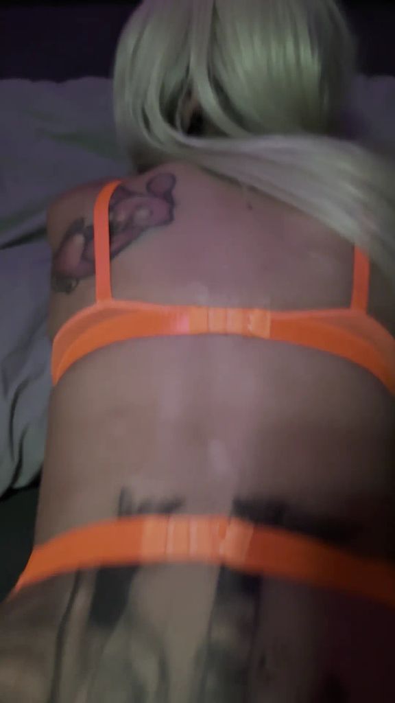 Vorschaubild zum Video „An*l Creampie 💦“ von Lexxis Blck