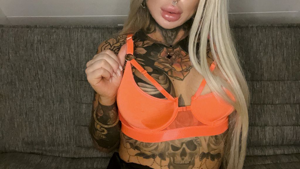 Vorschaubild 10 zum Video „I just want to cum 💦“