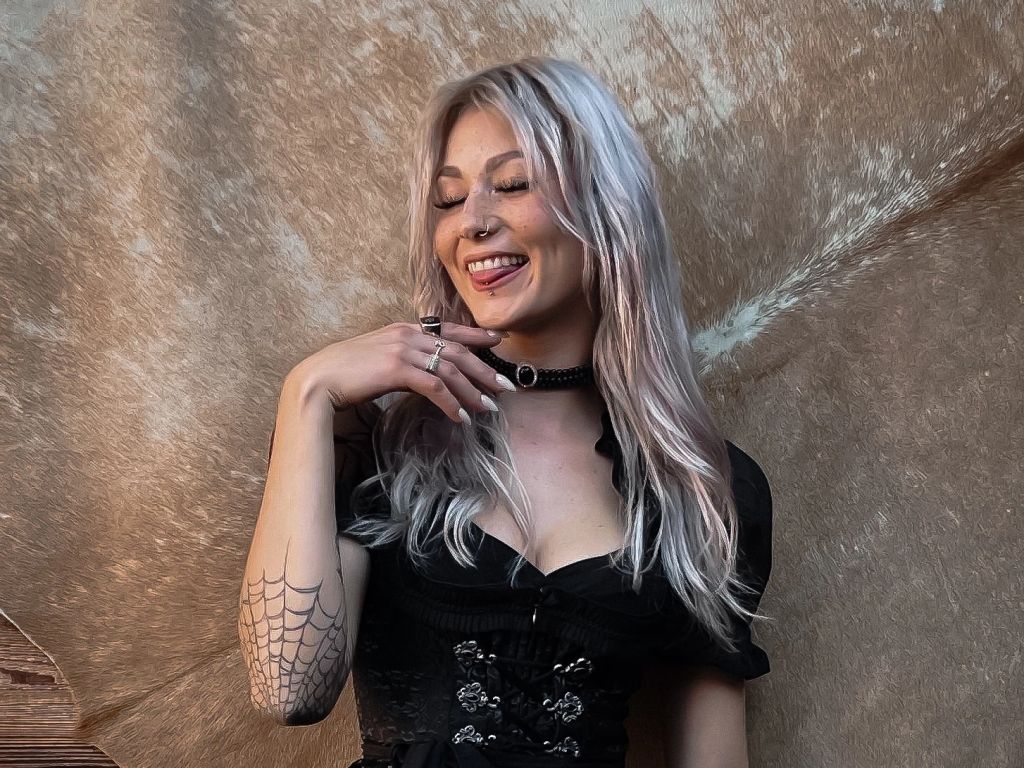 Profilfoto 2 von Withered Rose