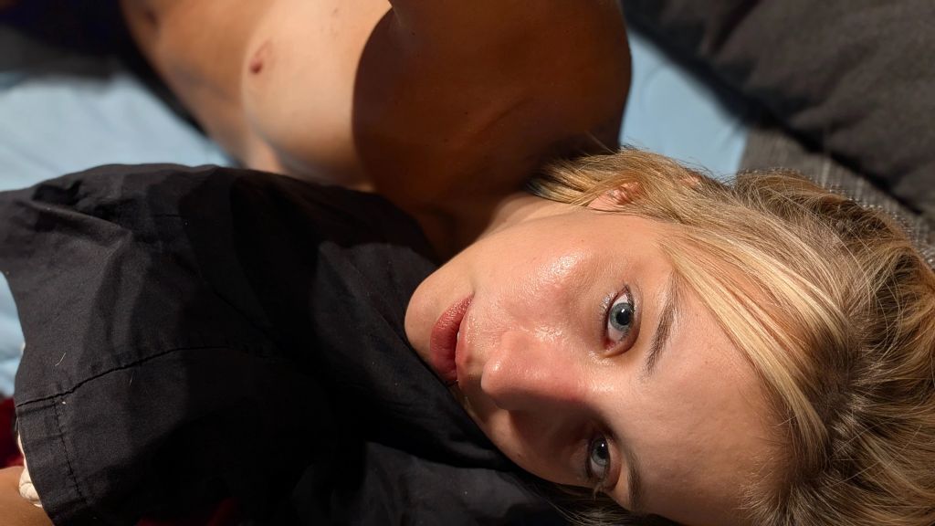 Vorschaubild zum Video „Mein Lieblingsspielzeug und ich 🥰“ von Amy Love 98