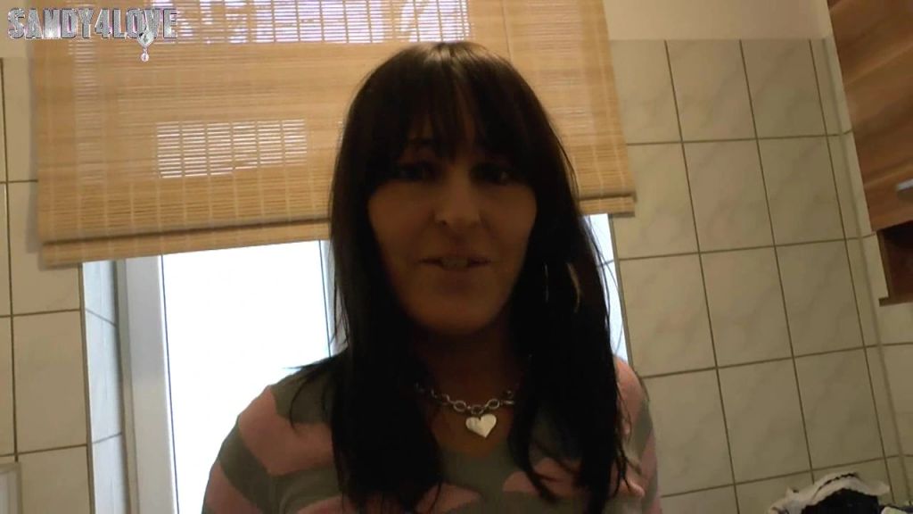 sexy foto nr. 3 von kleines Piss-Video zum Wochenende