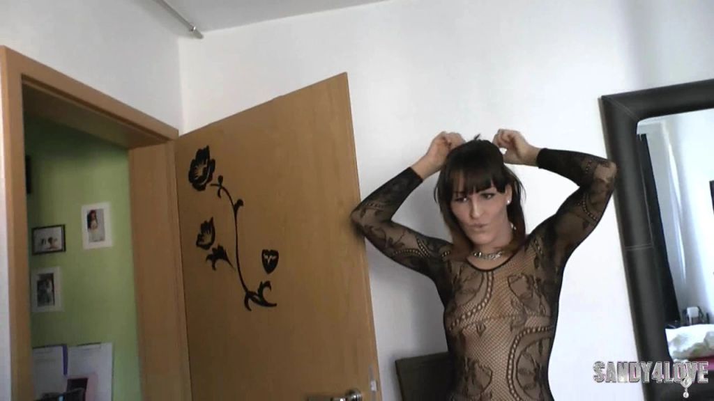 sexy foto nr. 3 von damit hätte er wohl nicht gerechnet!