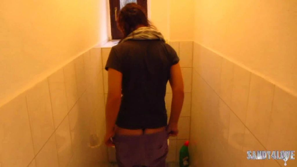 sexy foto nr. 2 von wenn der KAFFEE drückt!
