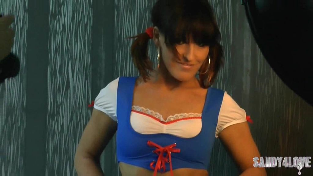 sexy foto nr. 2 von kann ich so zum OKTOBERFEST??