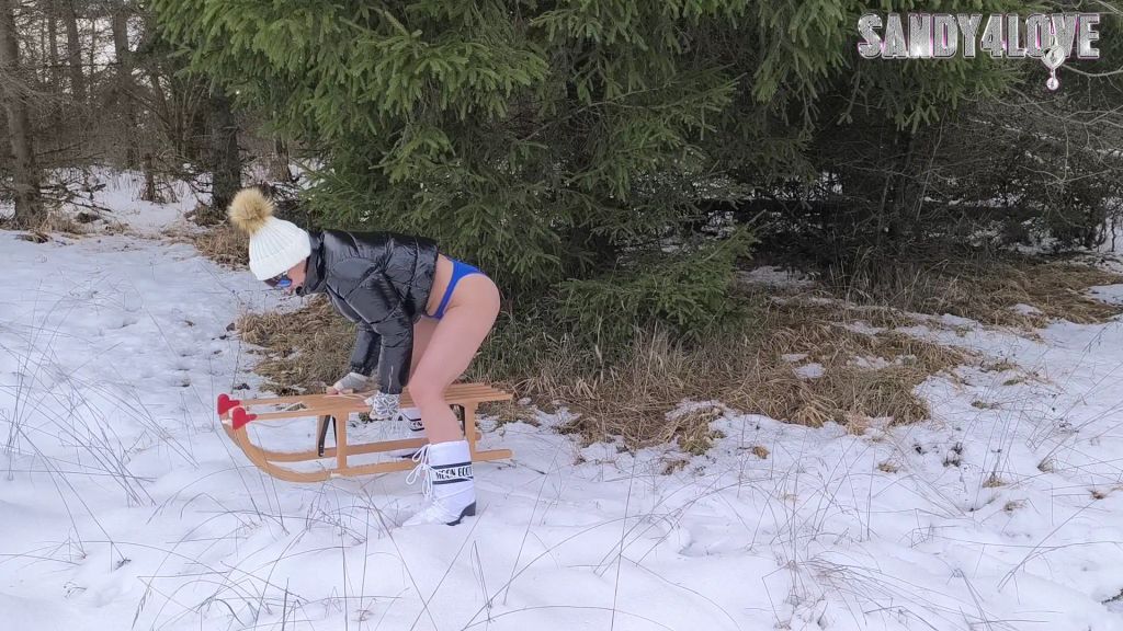 sexy foto nr. 2 von mein RODELOUTFIT!!! war das zu gewagt???