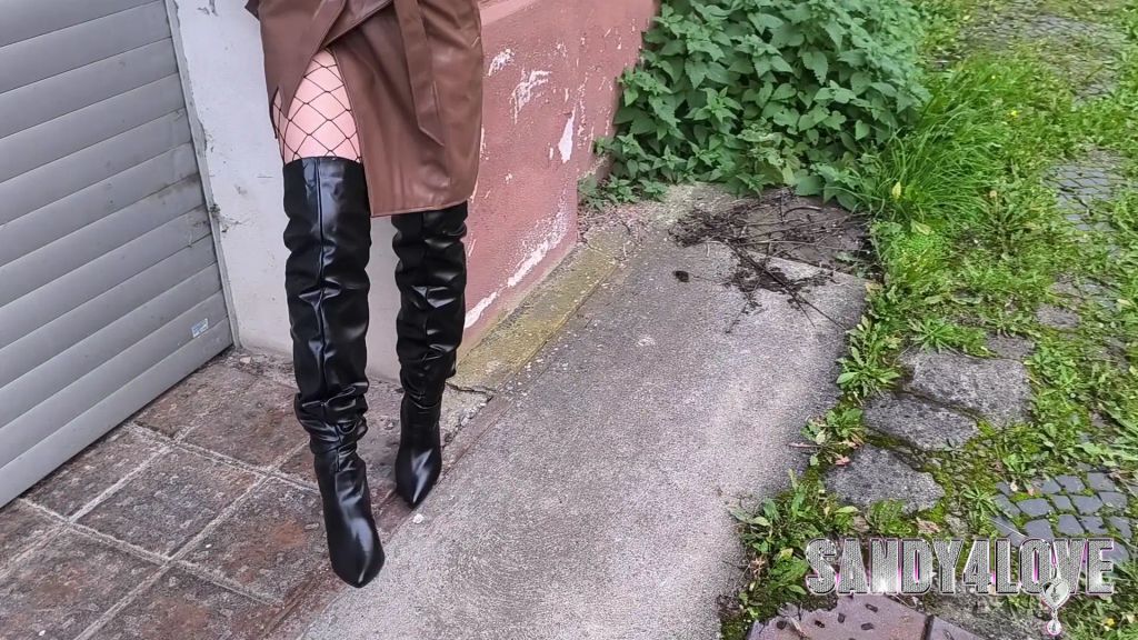 Vorschaubild 3 zum Video „Dein Wunsch. Meine Zigarette. Meine Regeln.“