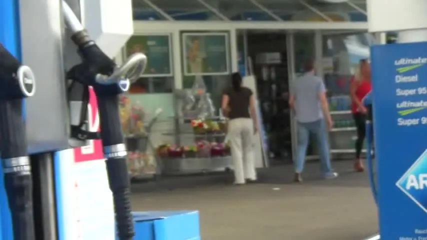 eben an der tanke