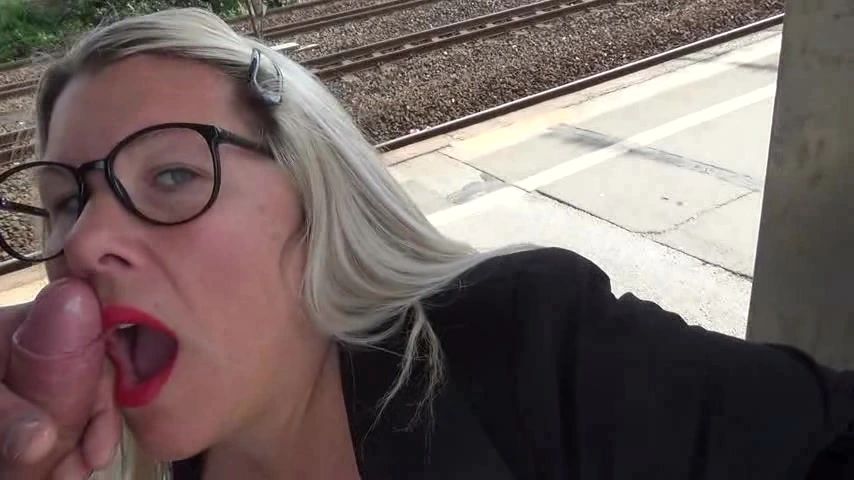 sexy foto nr. 10 von Megakrank!!100%Strassen-Public