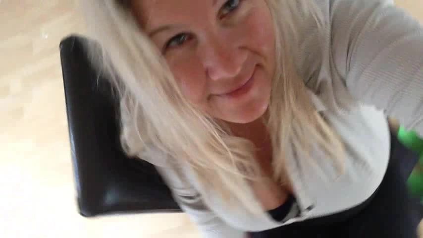 sexy foto nr. 4 von Richtig tolle Titten und schwedische Wurzeln