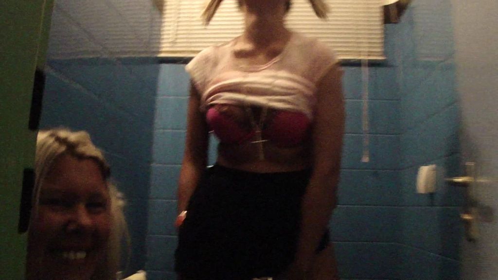 sexy foto nr. 8 von Piss aufm Disco Pott !
