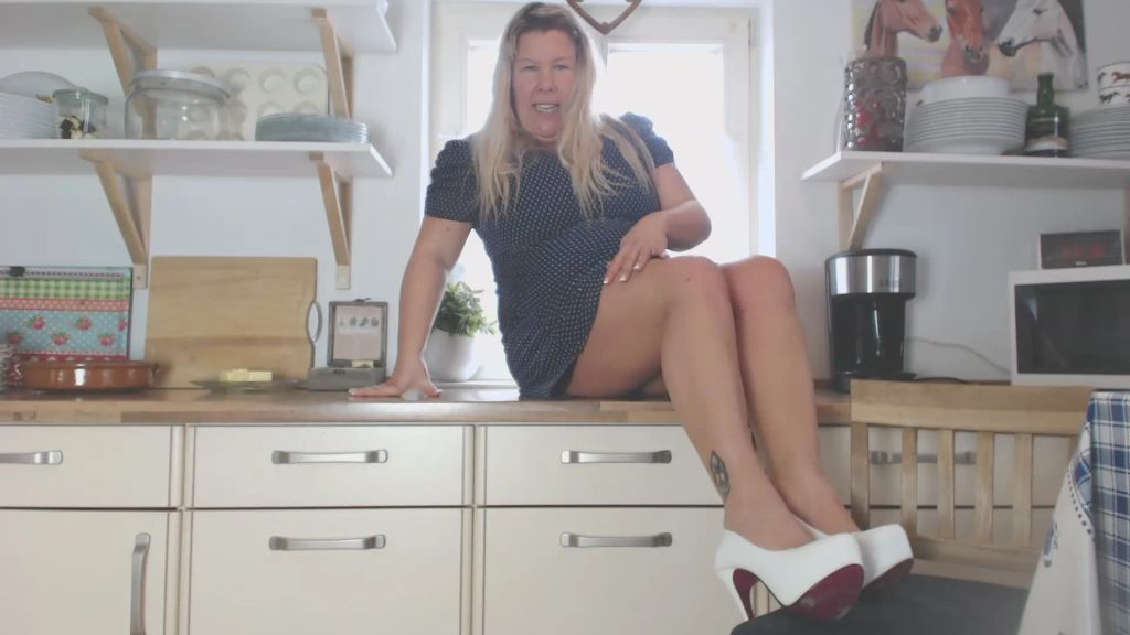 sexy foto nr. 7 von Dringend Kameramann gesucht ! und riech mal.. mein Höschen duftet