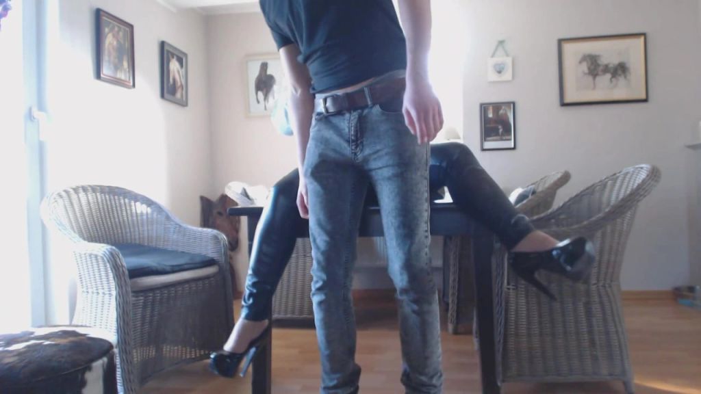 sexy foto nr. 3 von Klammerblues Handjob