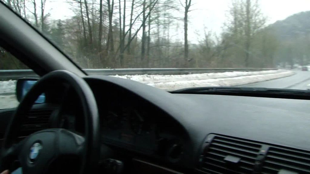 sexy foto nr. 1 von Autofahrt mit Dildo