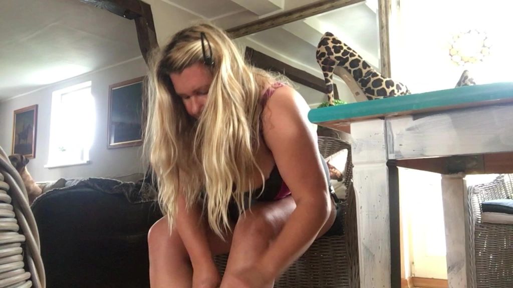 sexy foto nr. 4 von Mindfuck - Du bist mein Cucki und ich gehe jetzt AO ficken !