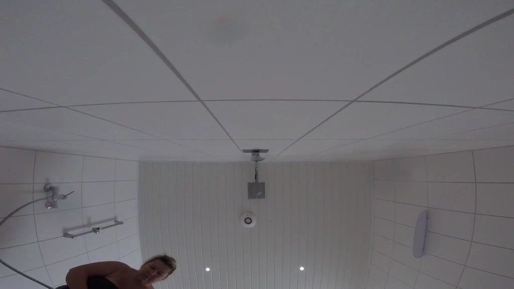 sexy foto nr. 2 von Campingplatz - versteckte Fick-Kamera !!!