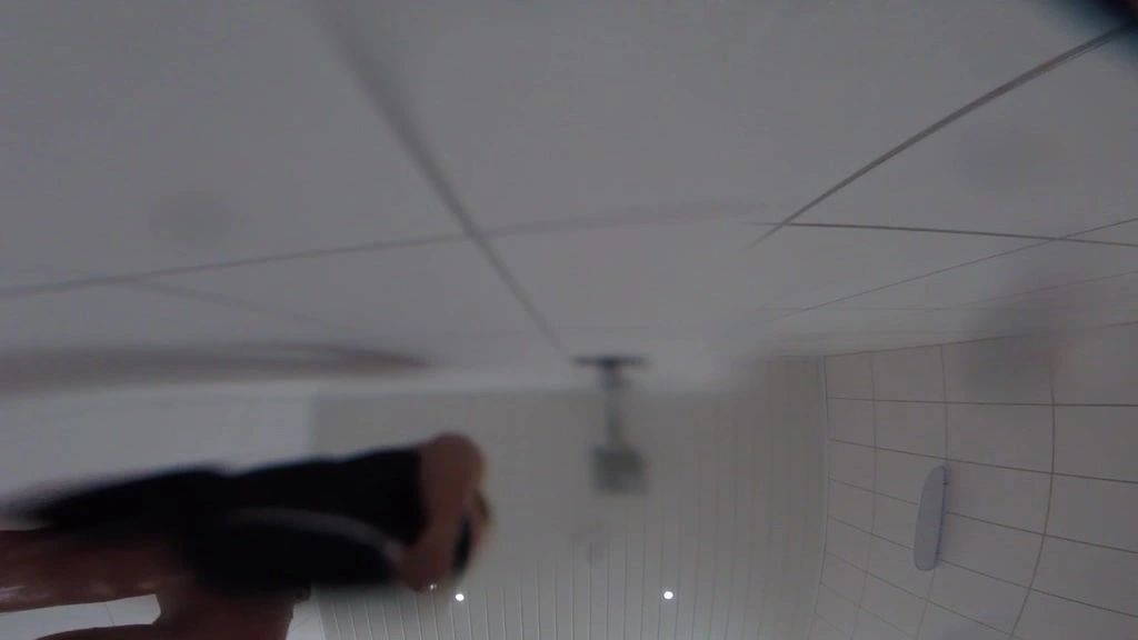 sexy foto nr. 3 von Campingplatz - versteckte Fick-Kamera !!!