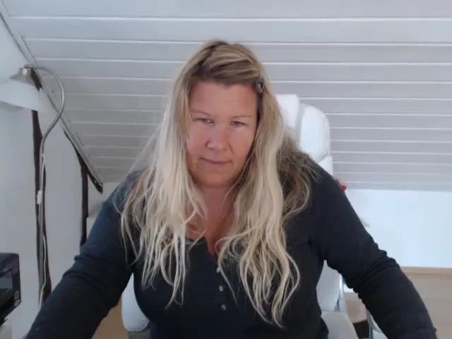 sexy foto nr. 1 von Schläppchen MilF
