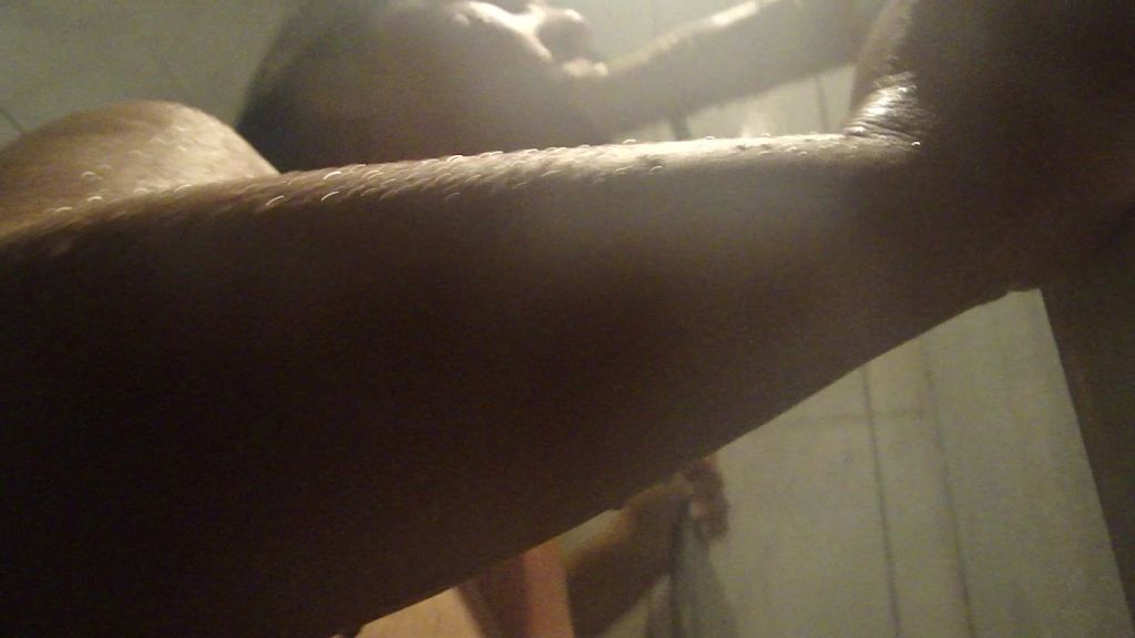 sexy foto nr. 2 von Mein großes Wasserspielzeug!!!passt es rein ????