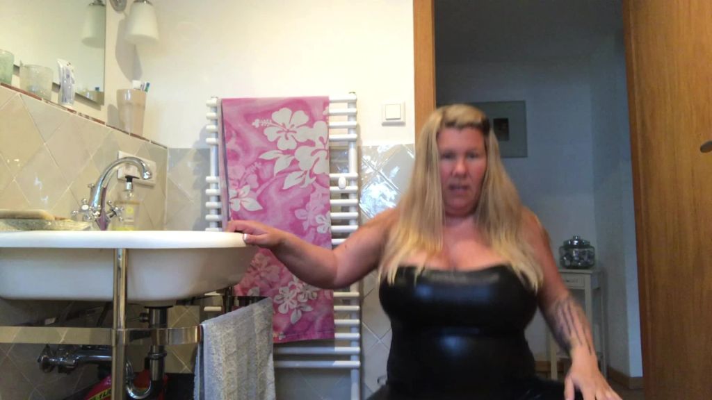 sexy foto nr. 6 von NEU Catsuit NEU