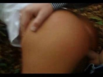 sexy foto nr. 8 von Musterschüler kriegt Privatstunde im Wald