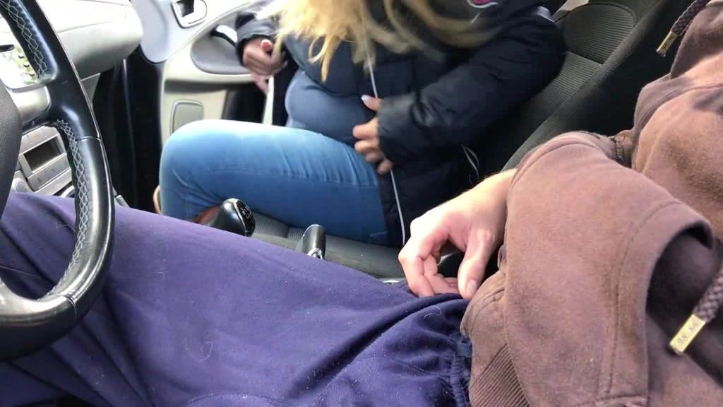 sexy foto nr. 5 von Parkplatzwichser voll erwischt !!!!!