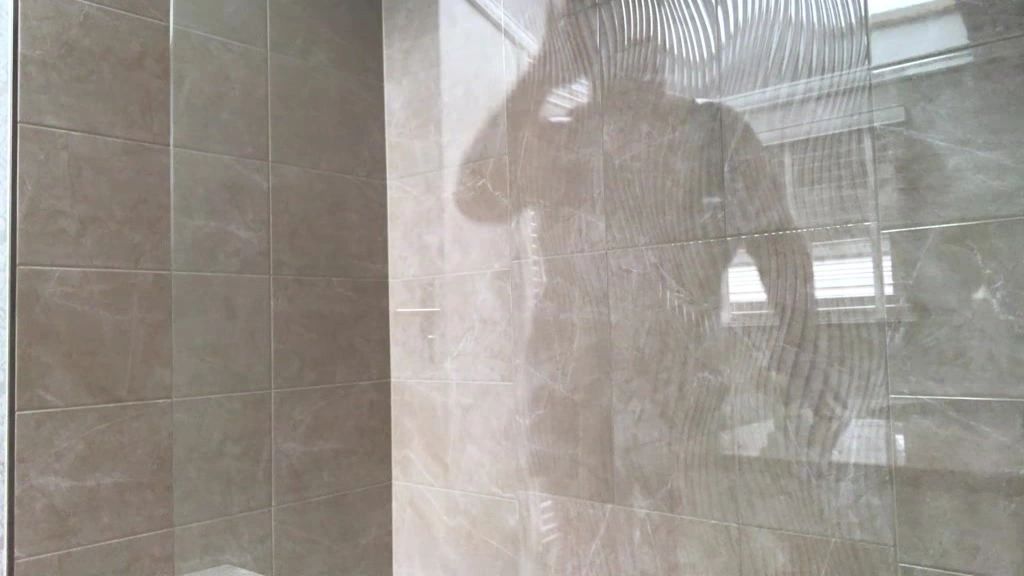 sexy foto nr. 7 von Knallerfrau ! Lack und Leder - Fetisch-Dusche!!!!