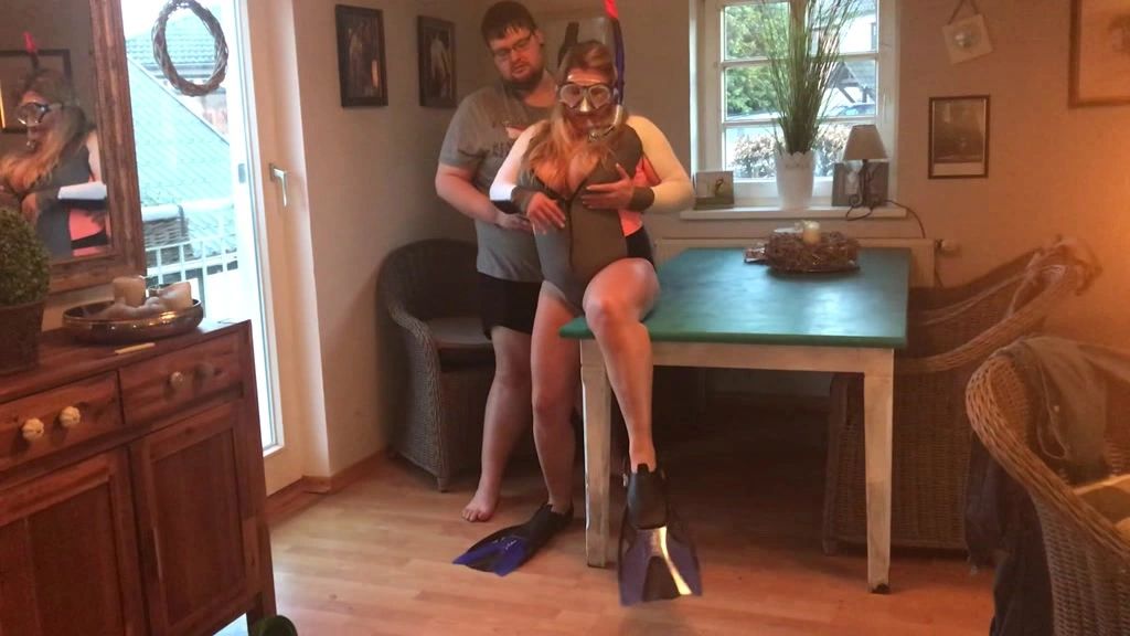 Diving - Fetish - Neopren, Schwimmflossen und Tauchermaske
