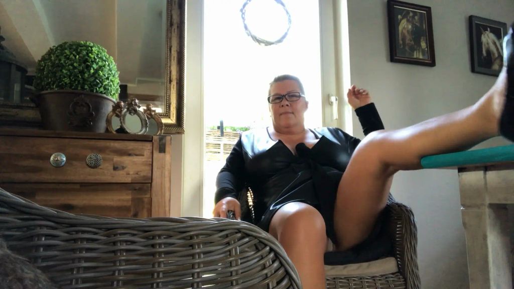 sexy foto nr. 7 von Leder & Blickmagie – Ein Spiel, das dich einzieht