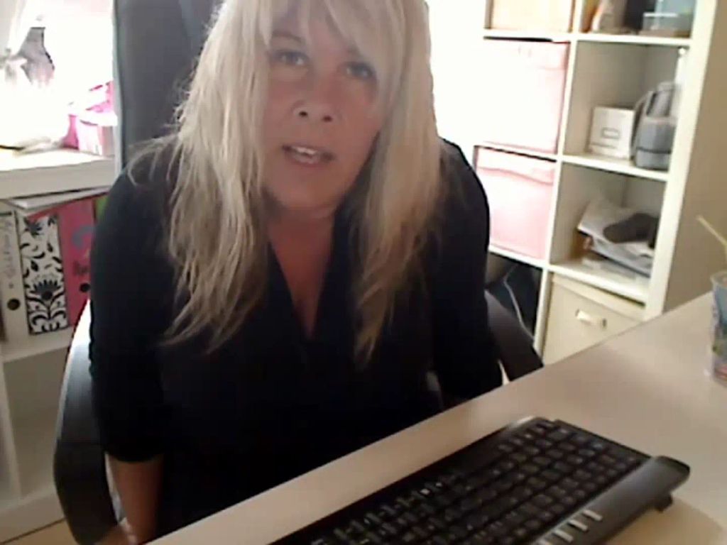 sexy foto nr. 7 von Ganz privat - ich singe... (hat noch niemand je gesehen !)