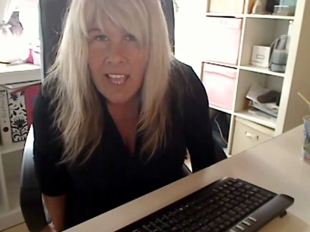 sexy foto nr. 10 von Ganz privat - ich singe... (hat noch niemand je gesehen !)