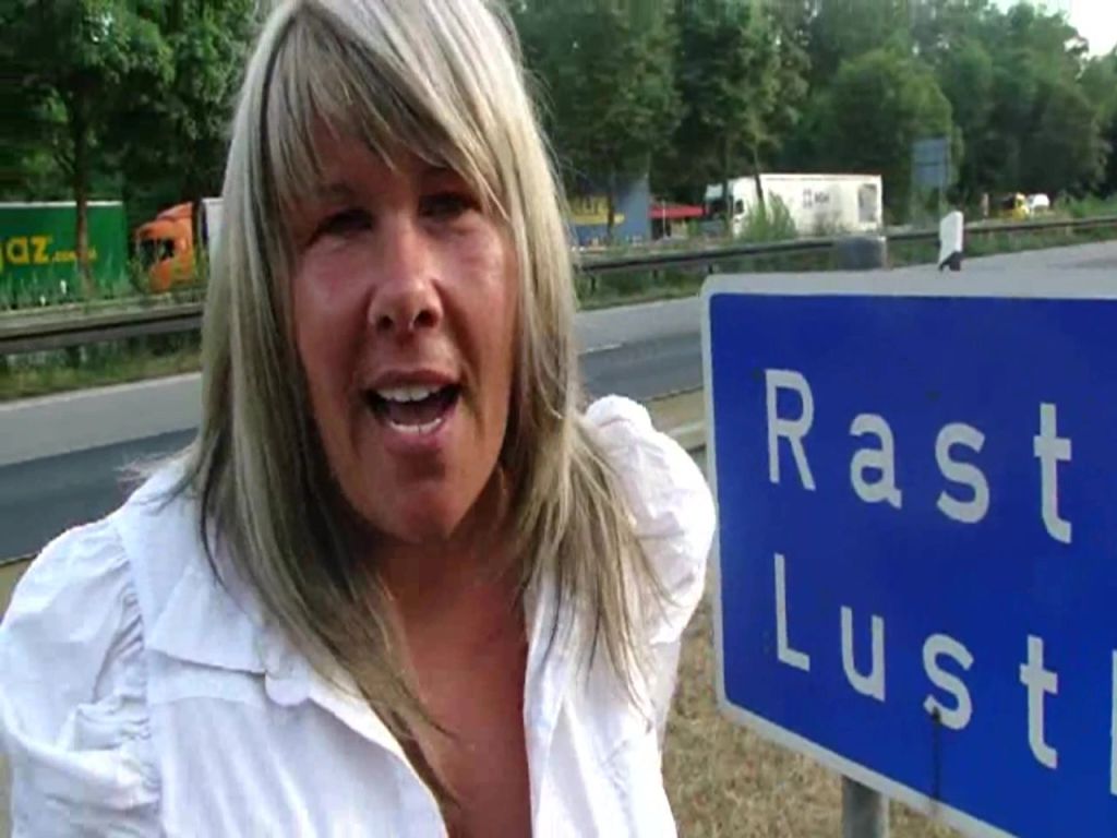 sexy foto nr. 3 von Der VISIT-X Tittenblitz!