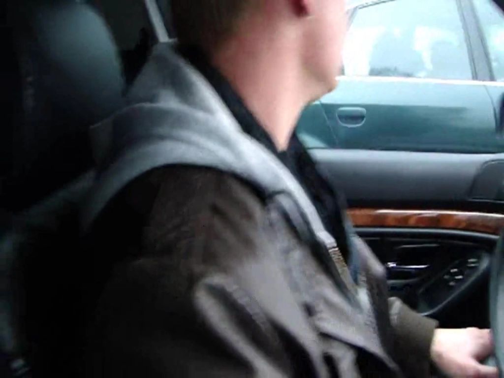 sexy foto nr. 5 von Public Titten und Tankstelle