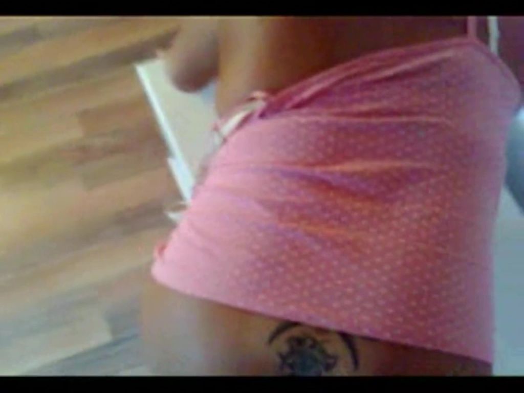 sexy foto nr. 10 von RiesenTitten Puppen Besamung