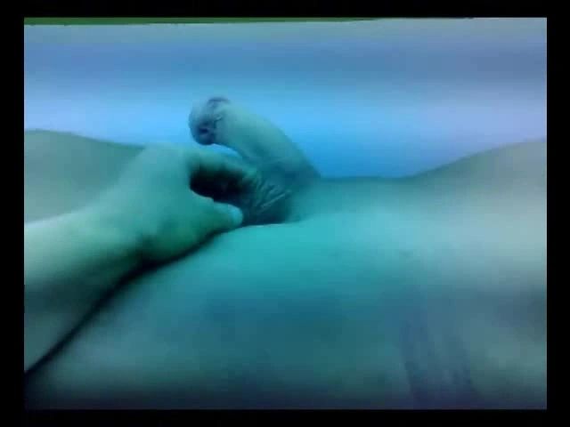 sexy foto nr. 4 von Junglümmel 20 entsaftet