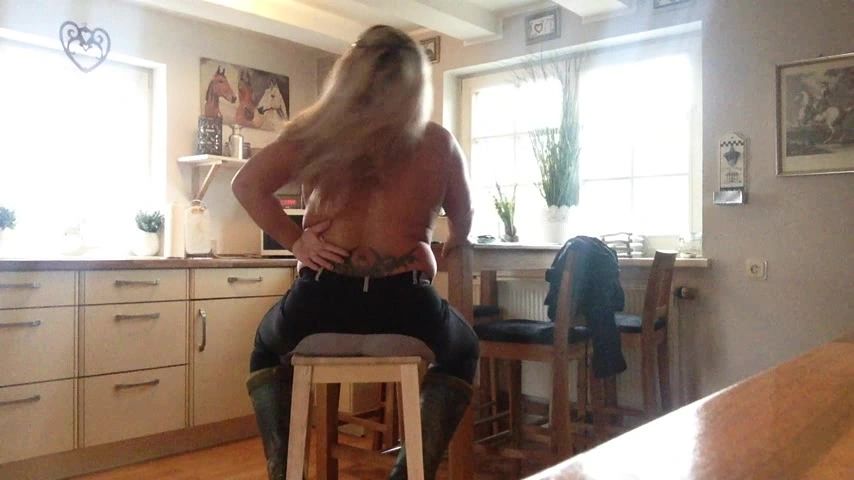sexy foto nr. 4 von Die gute Reiterin