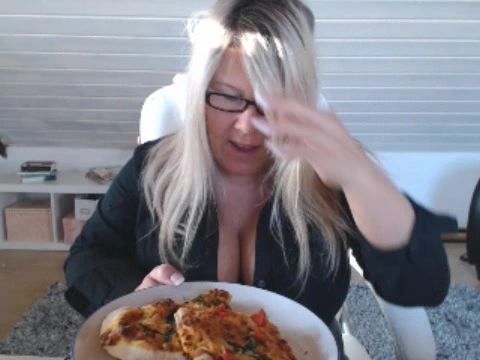 sexy foto nr. 3 von kleiner snack