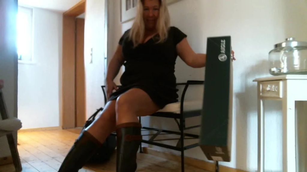 sexy foto nr. 1 von Meine neuen Gummistiefel